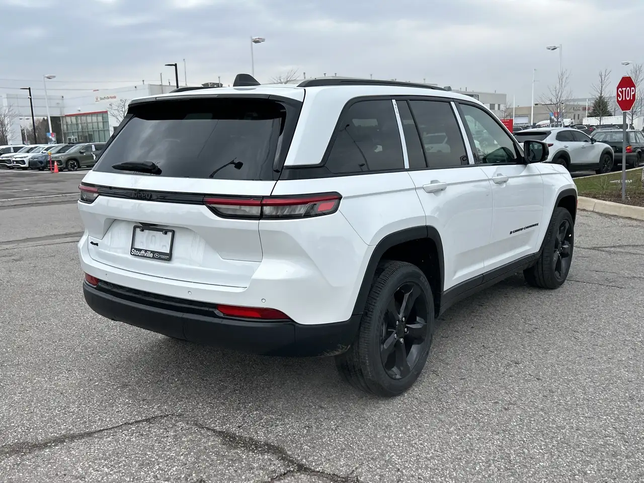 Jeep Grand Cherokee снимка Jeep Grand Cherokee
