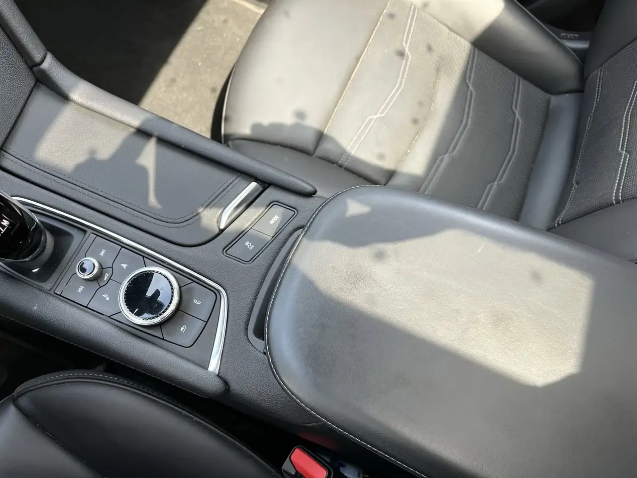 Cadillac XT5 снимка Cadillac XT5