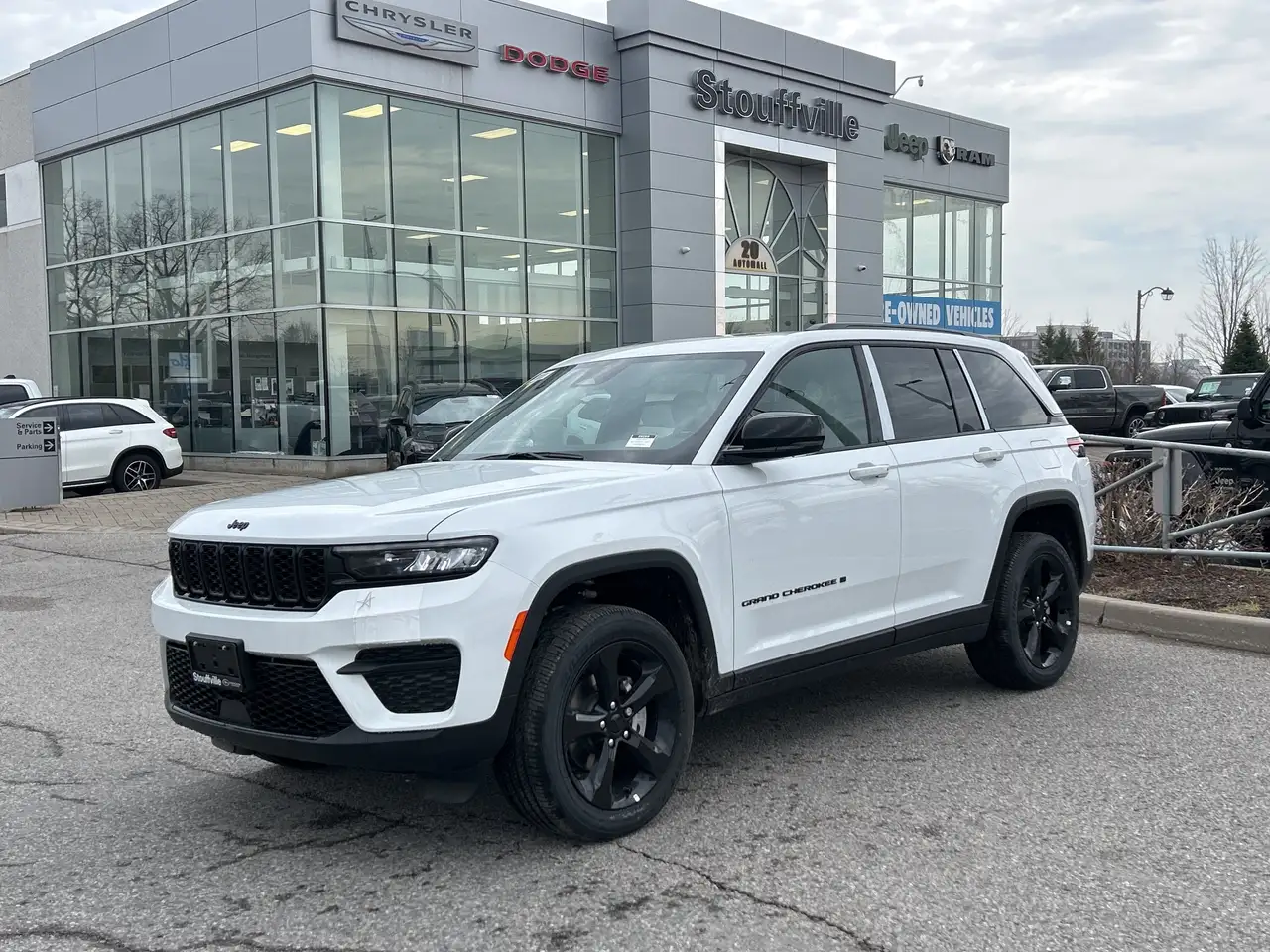Jeep Grand Cherokee снимка Jeep Grand Cherokee