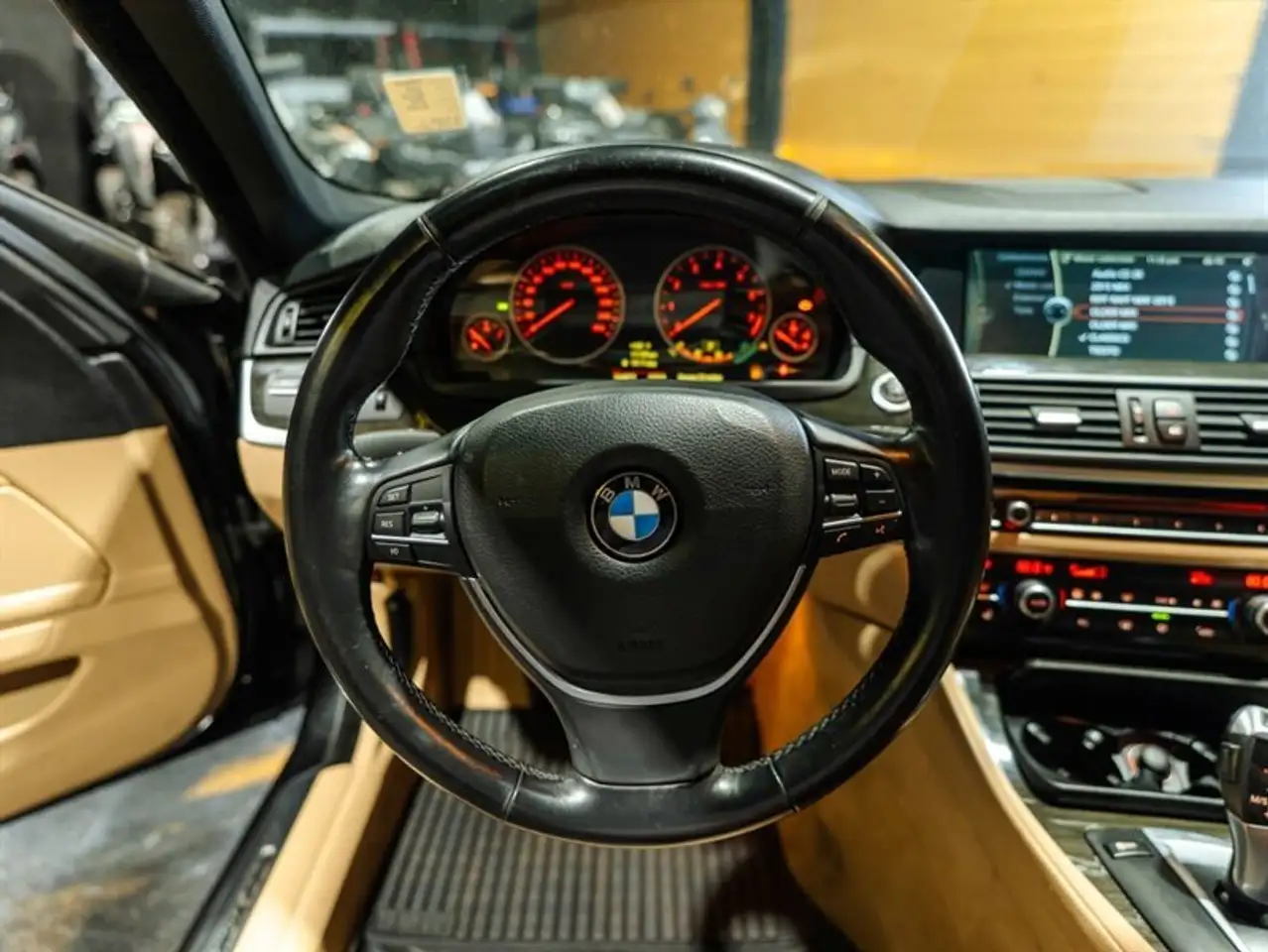 BMW 5 Series photo BMW 5 Series
