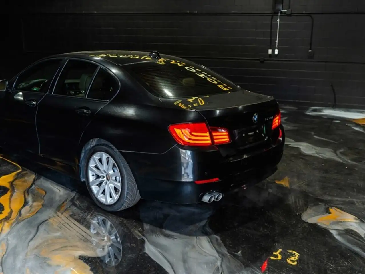 BMW 5 Series photo BMW 5 Series