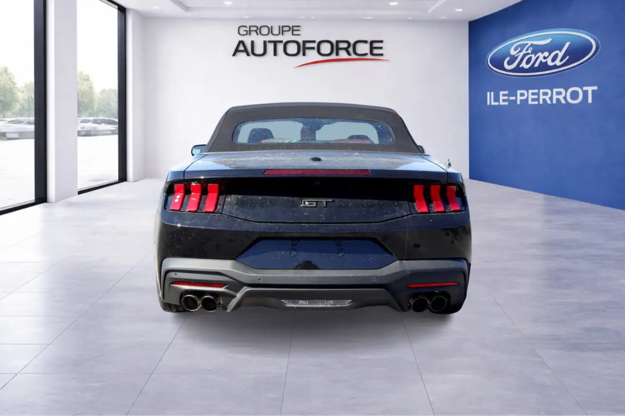 Ford Mustang снимка Ford Mustang