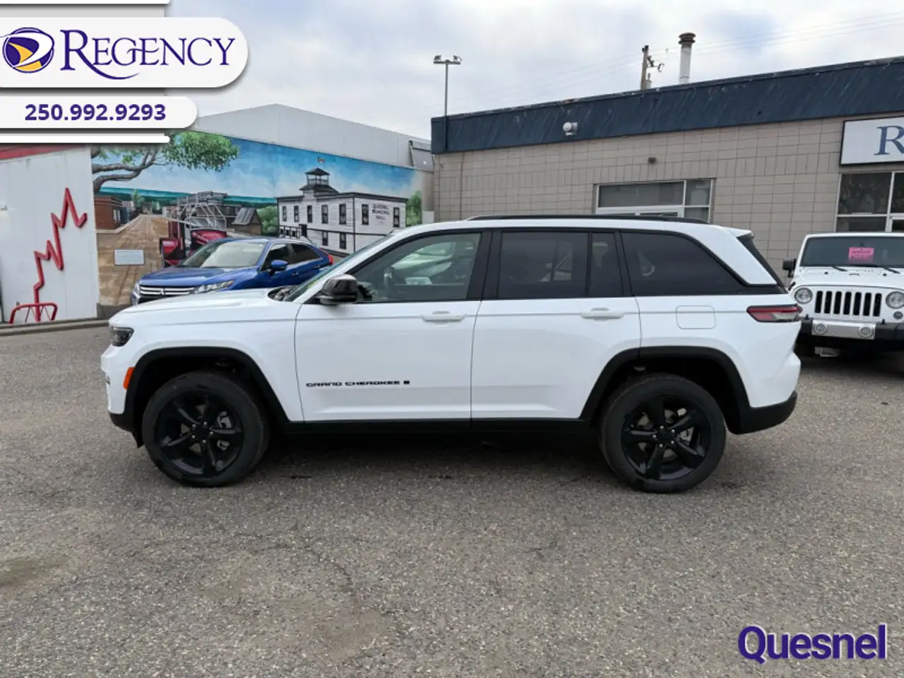 Jeep Grand Cherokee снимка Jeep Grand Cherokee