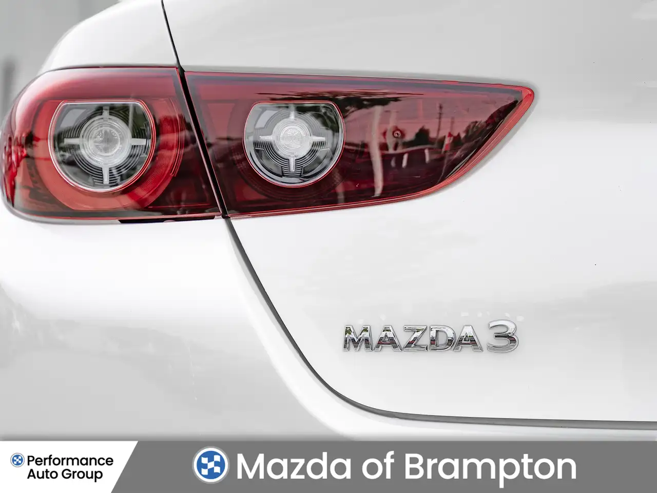 Mazda 3 снимка Mazda 3