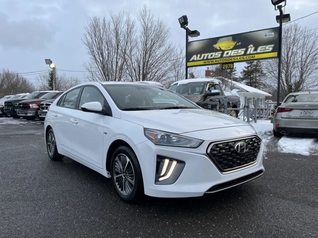 Hyundai IONIQ снимка Hyundai IONIQ