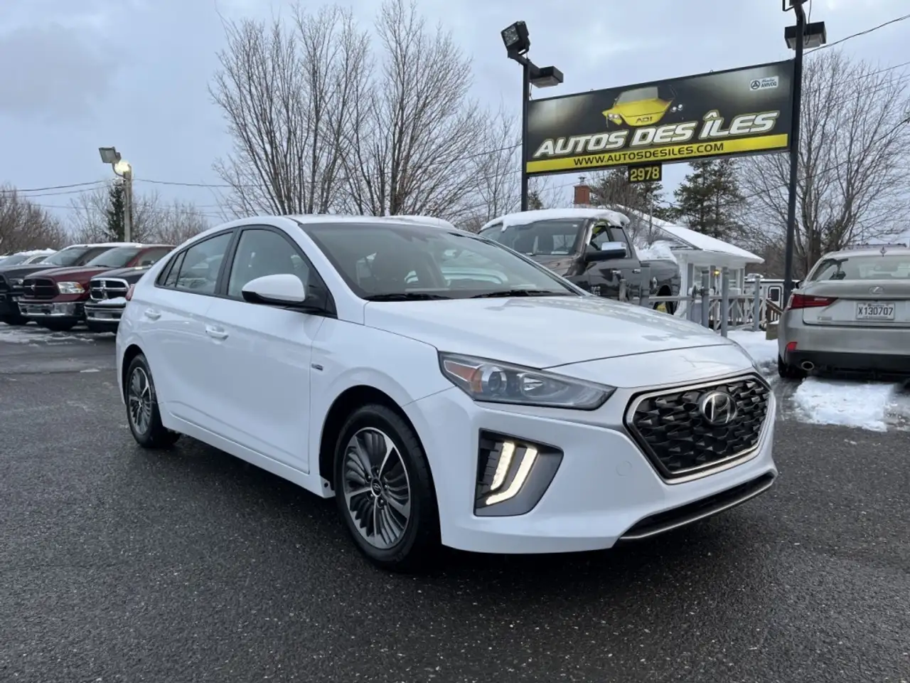 Hyundai IONIQ снимка Hyundai IONIQ