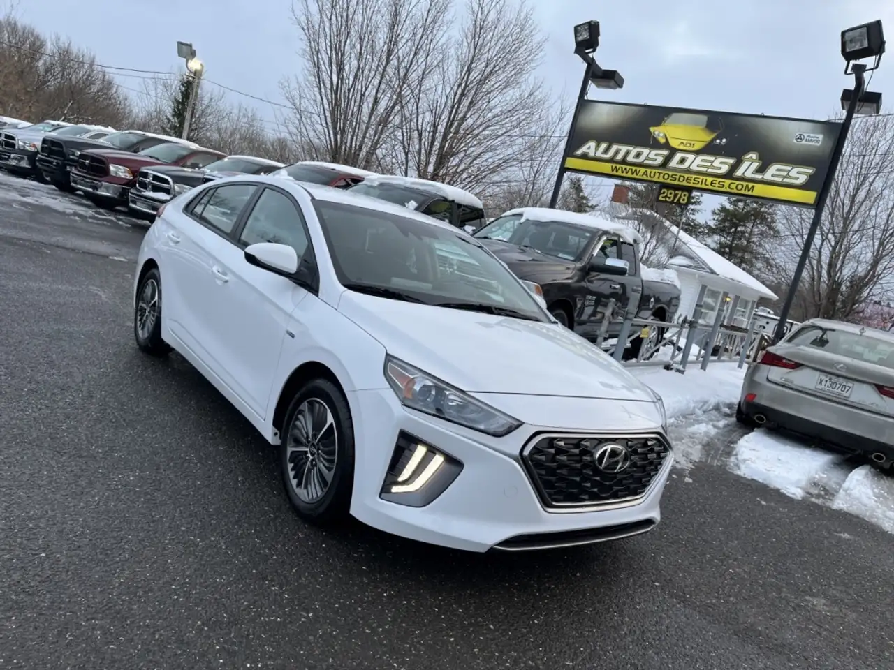 Hyundai IONIQ снимка Hyundai IONIQ