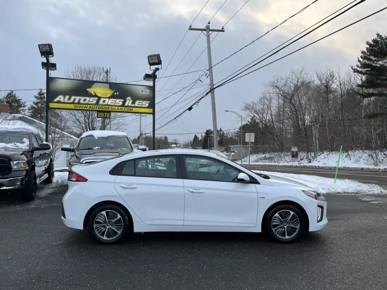 Hyundai IONIQ снимка Hyundai IONIQ