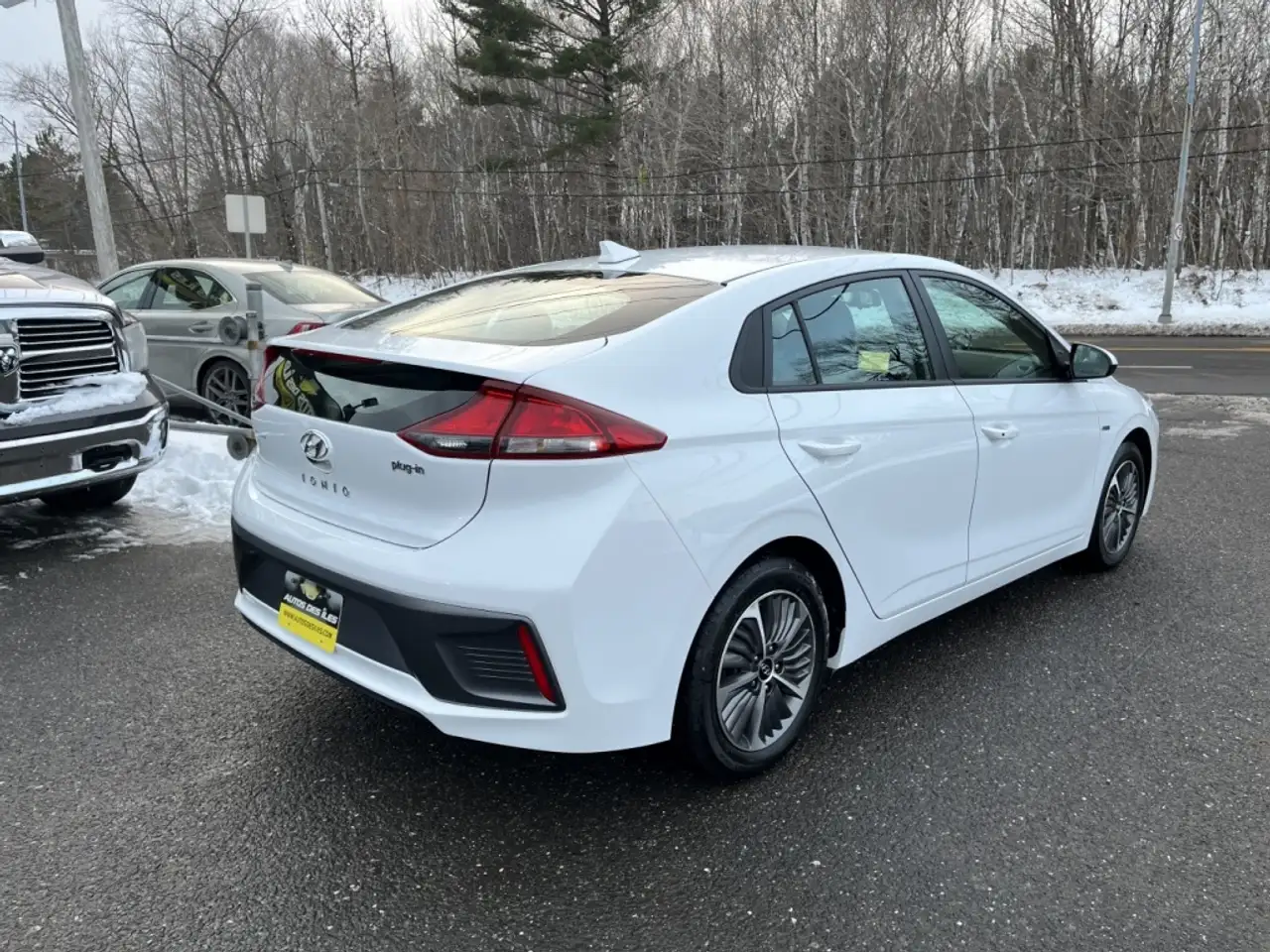 Hyundai IONIQ снимка Hyundai IONIQ