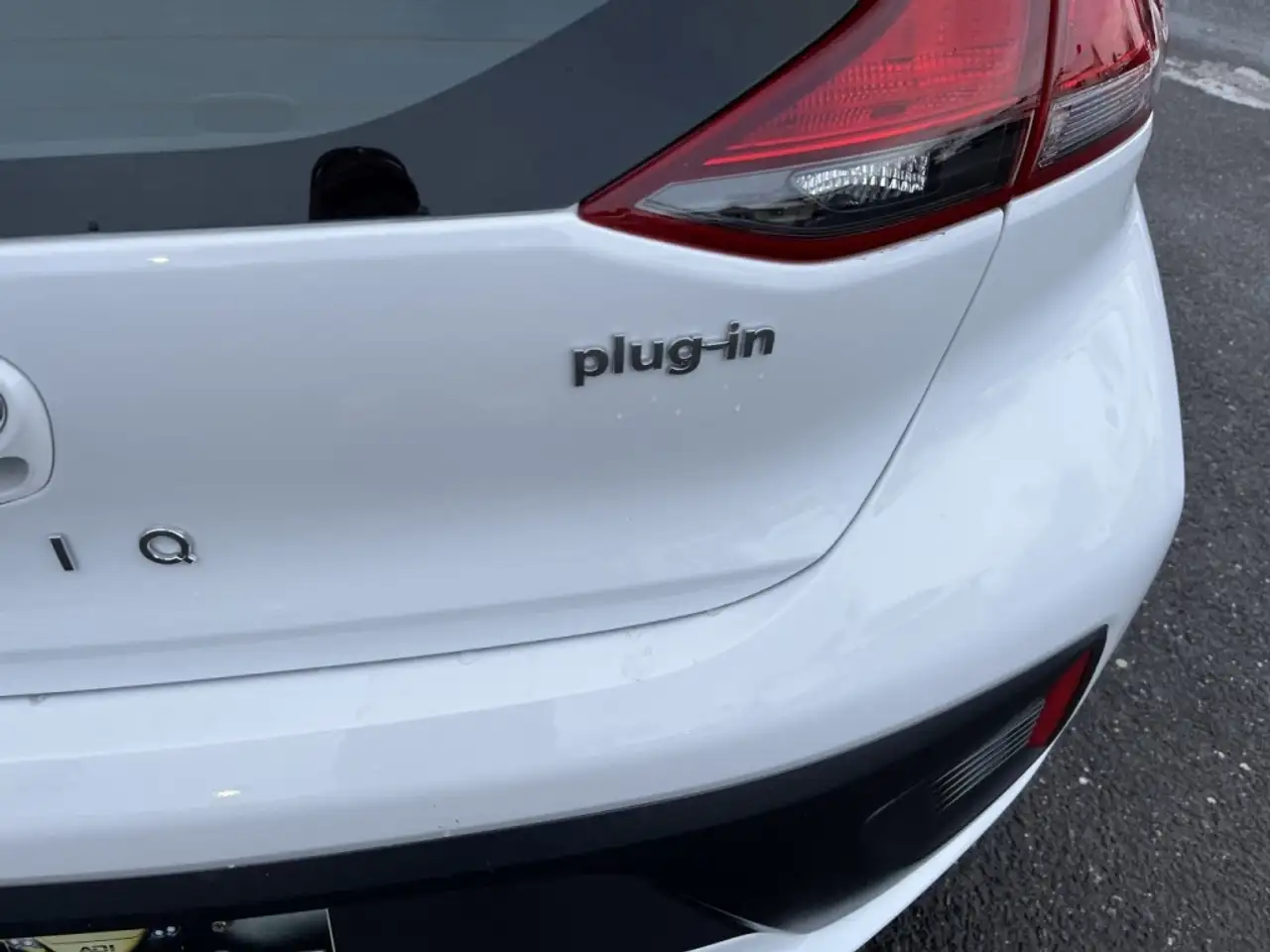 Hyundai IONIQ снимка Hyundai IONIQ