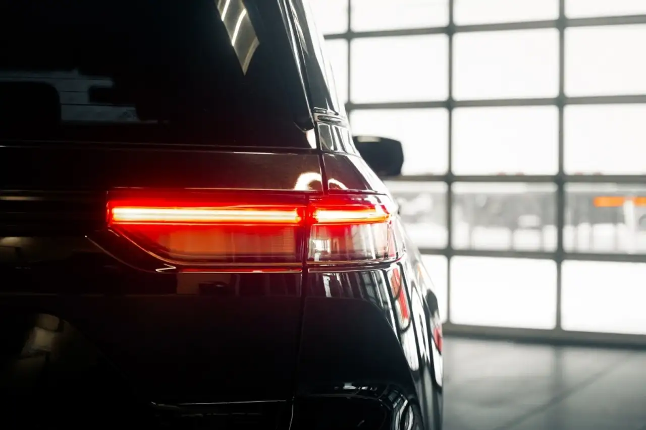 Jeep Grand Cherokee снимка Jeep Grand Cherokee
