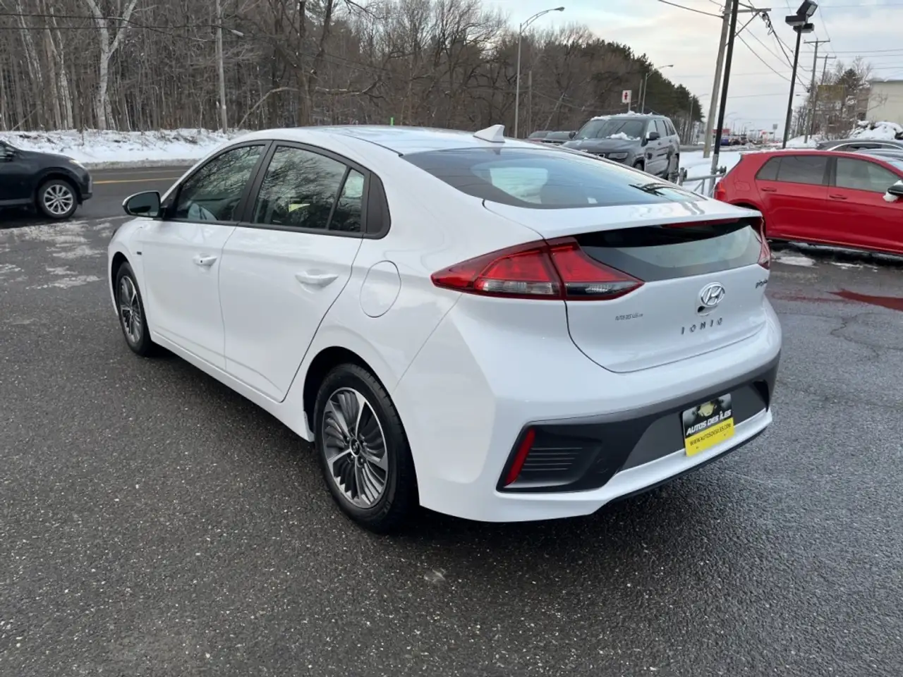 Hyundai IONIQ снимка Hyundai IONIQ