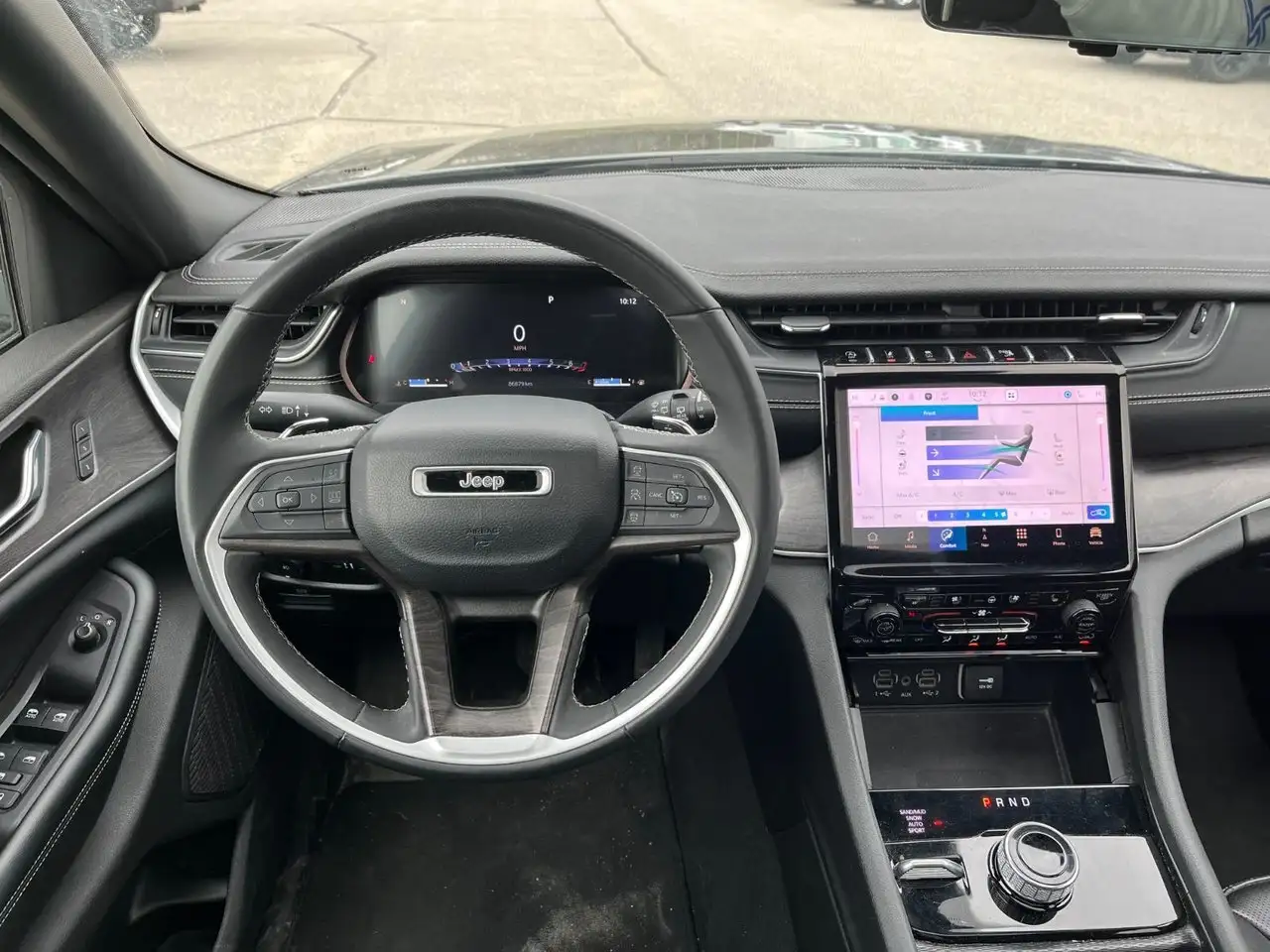 Jeep Grand Cherokee снимка Jeep Grand Cherokee