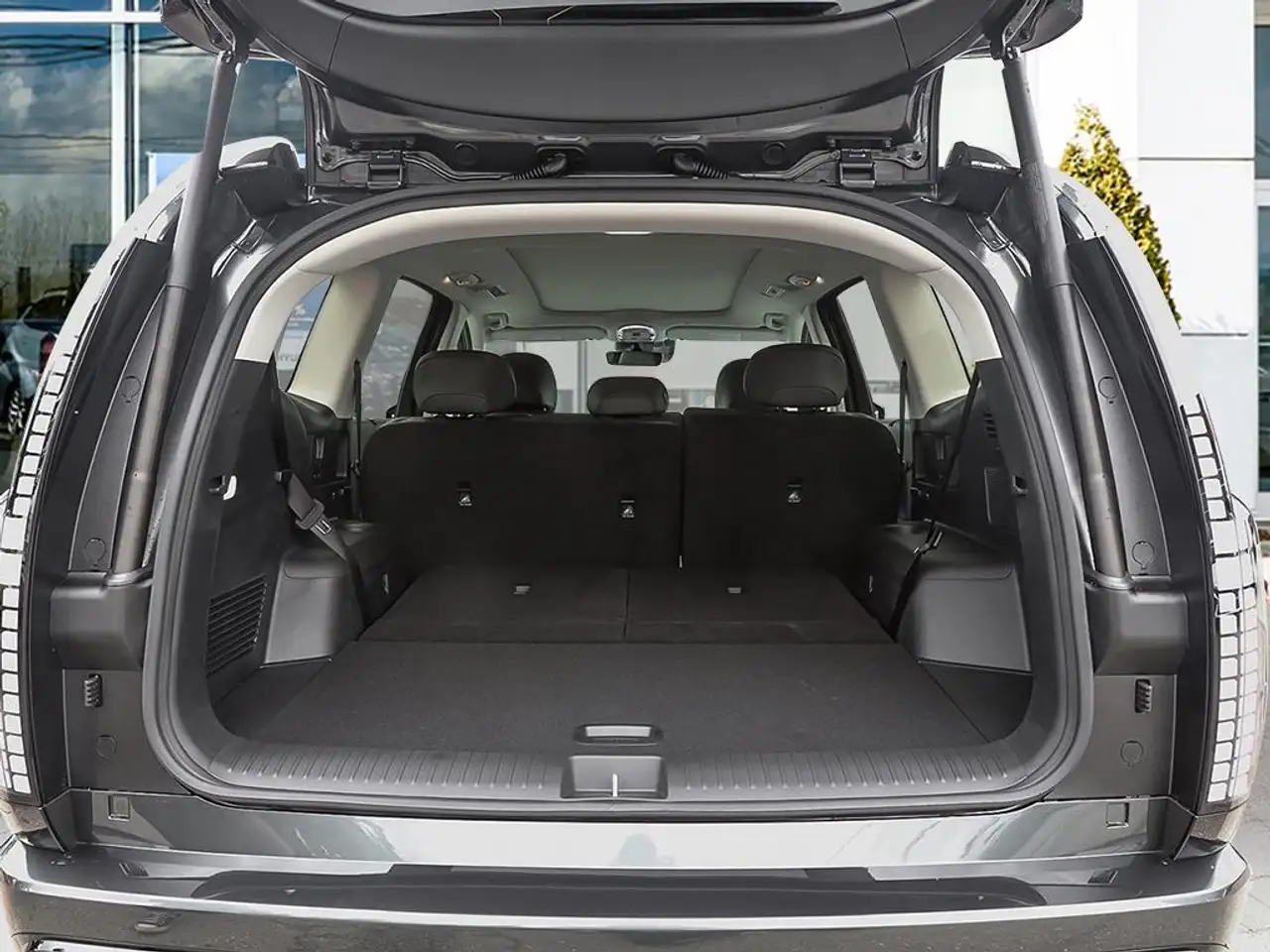 Hyundai IONIQ 9 снимка Hyundai IONIQ 9