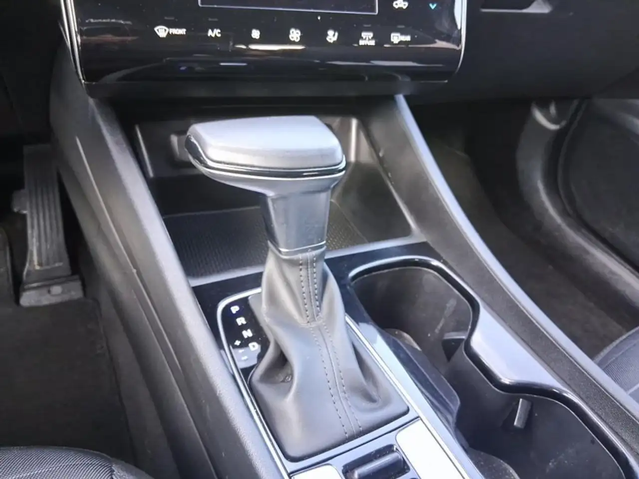 Hyundai Santa Cruz снимка Hyundai Santa Cruz