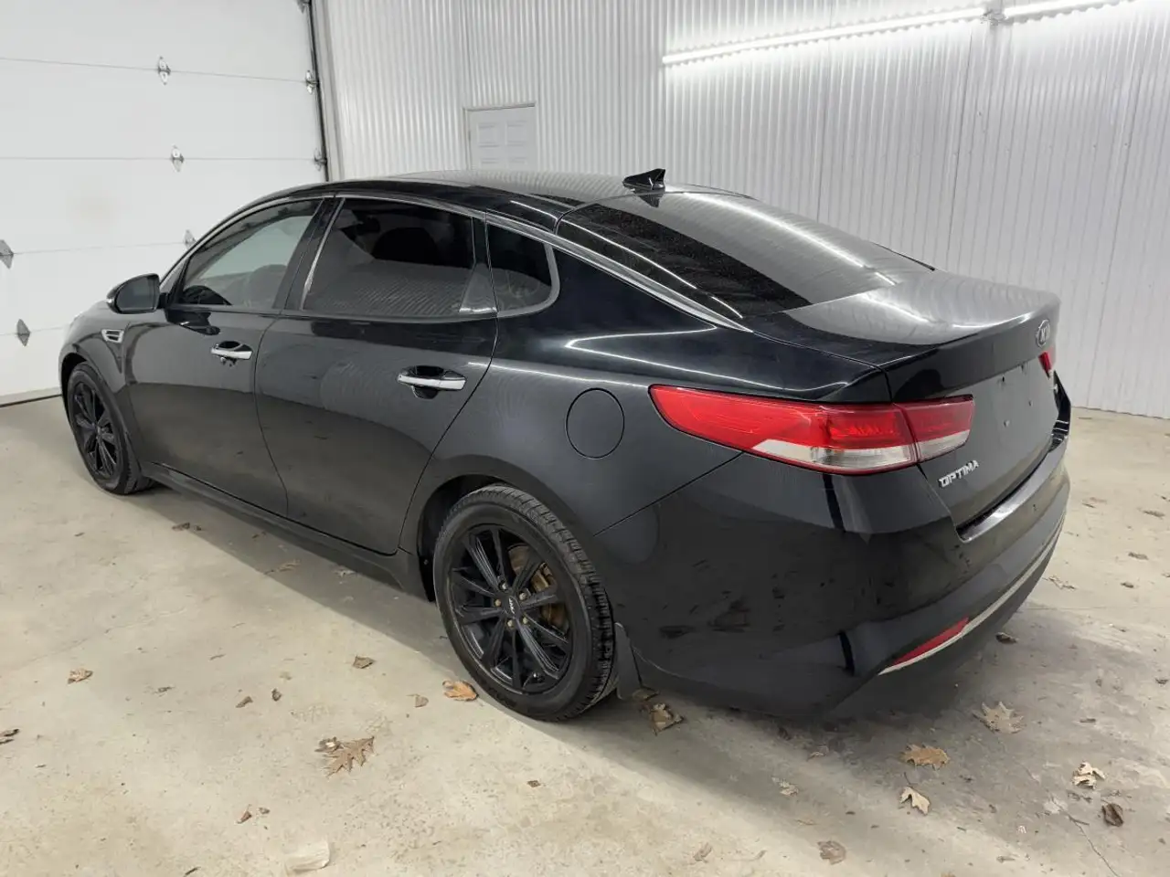 Kia Optima photo Kia Optima