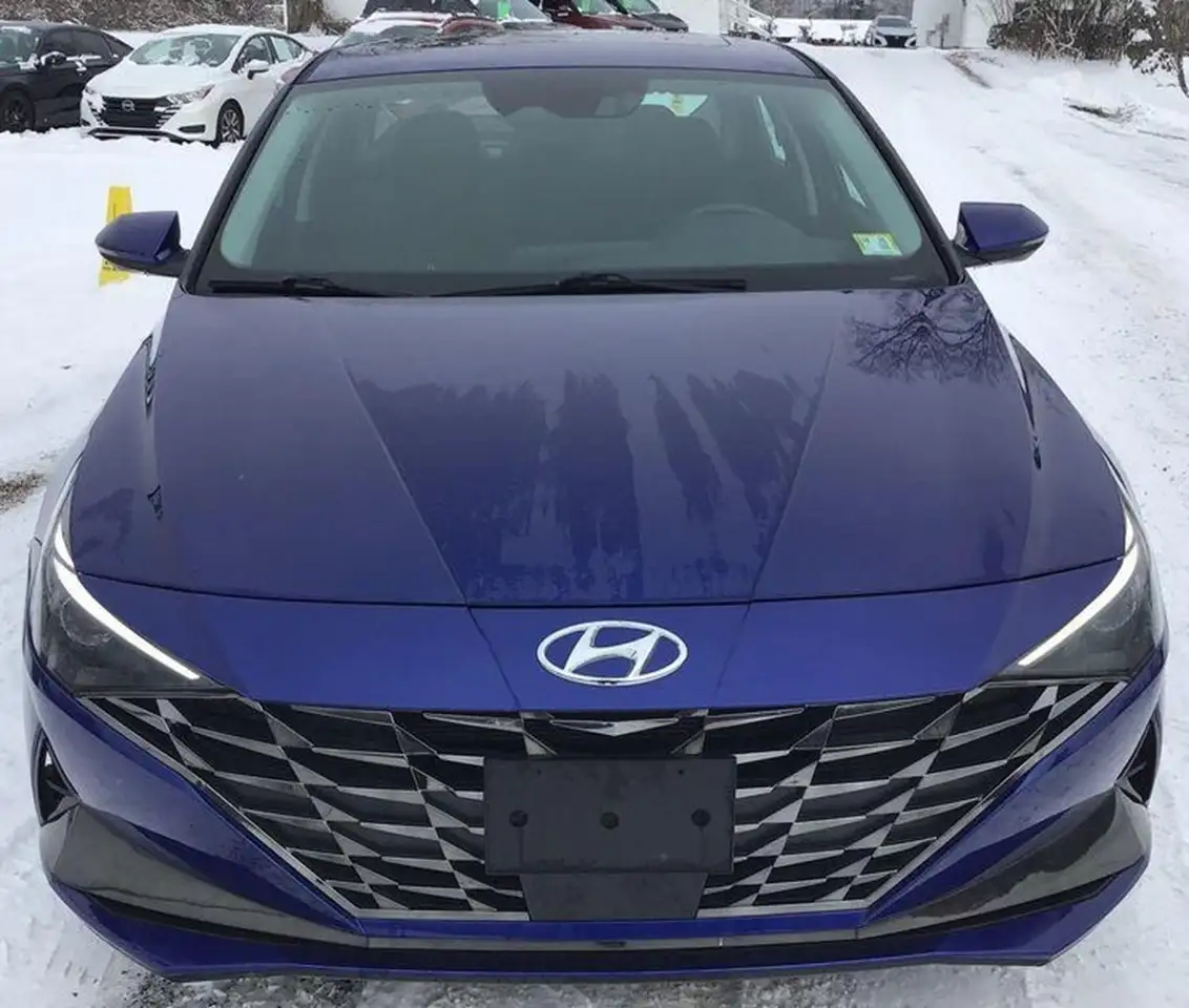 Hyundai ELANTRA снимка Hyundai ELANTRA