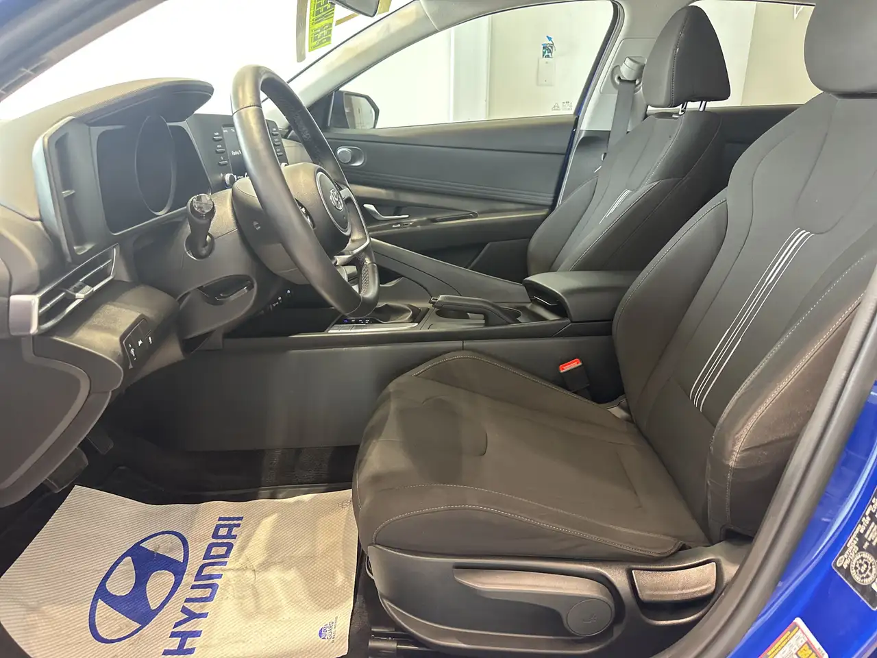 Hyundai ELANTRA снимка Hyundai ELANTRA