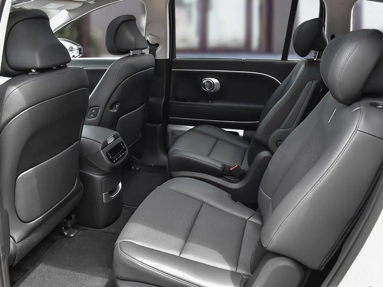 Hyundai IONIQ 9 снимка Hyundai IONIQ 9