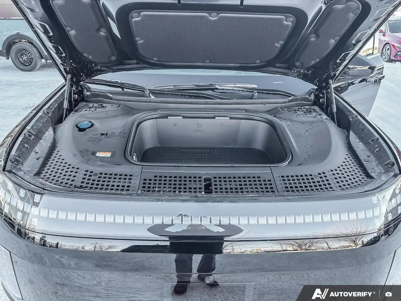 Hyundai IONIQ 9 снимка Hyundai IONIQ 9