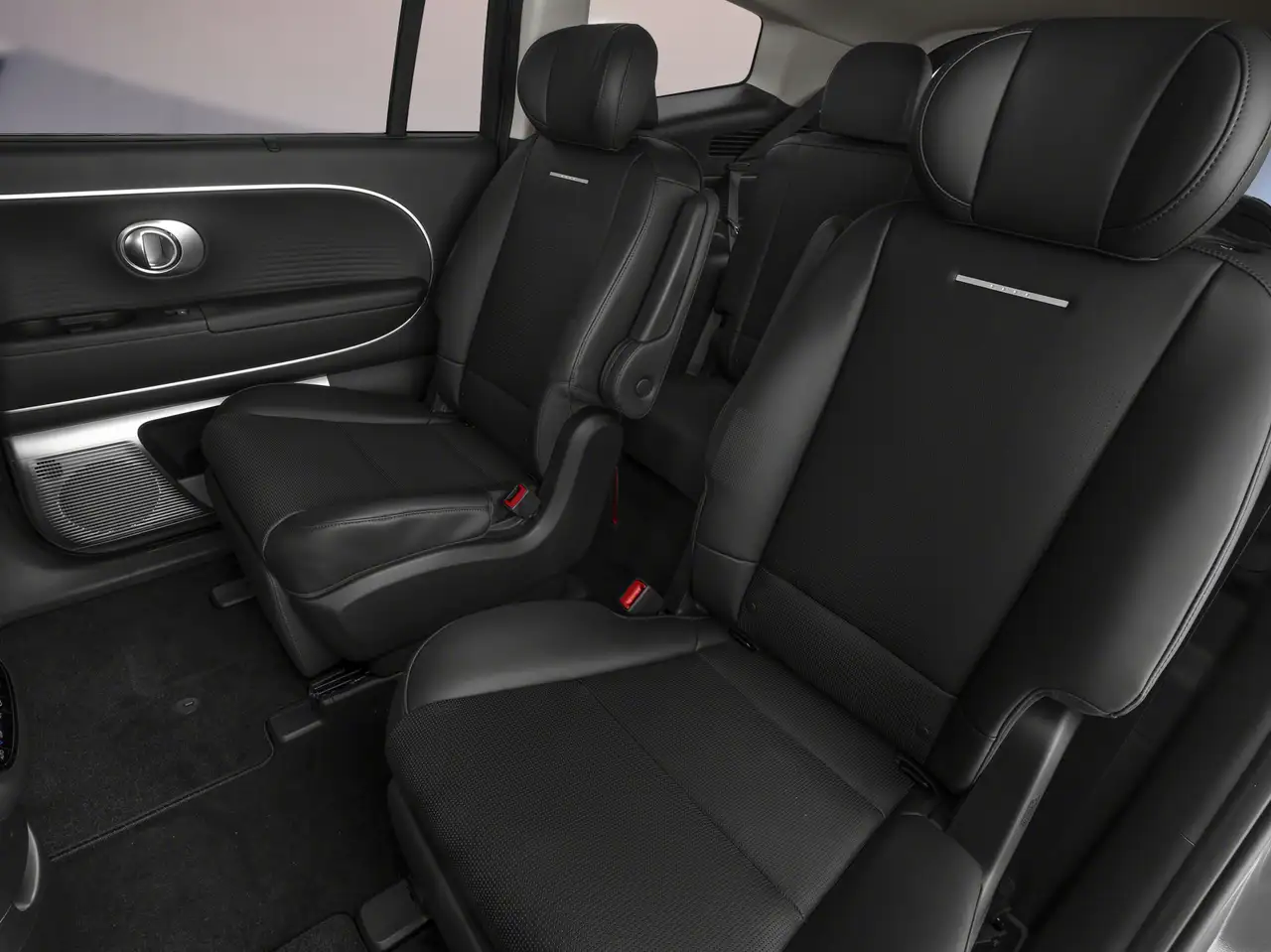 Hyundai IONIQ 9 снимка Hyundai IONIQ 9