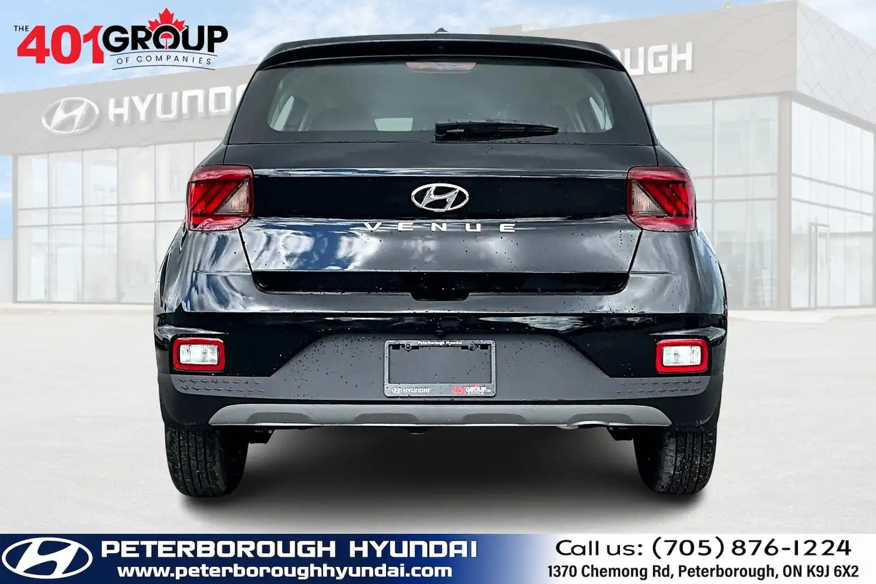 Hyundai Venue снимка Hyundai Venue
