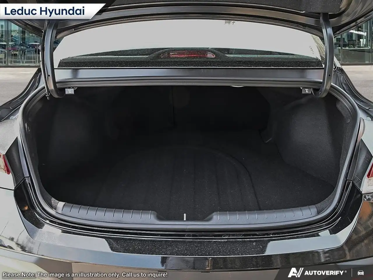 Hyundai ELANTRA photo Hyundai ELANTRA