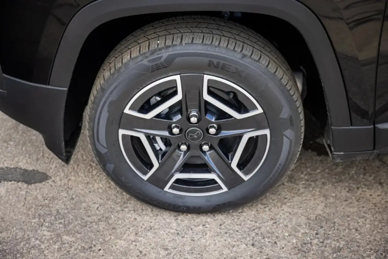 Jeep Cherokee снимка Jeep Cherokee