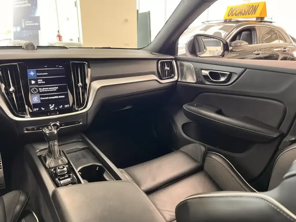 Volvo S60 снимка Volvo S60