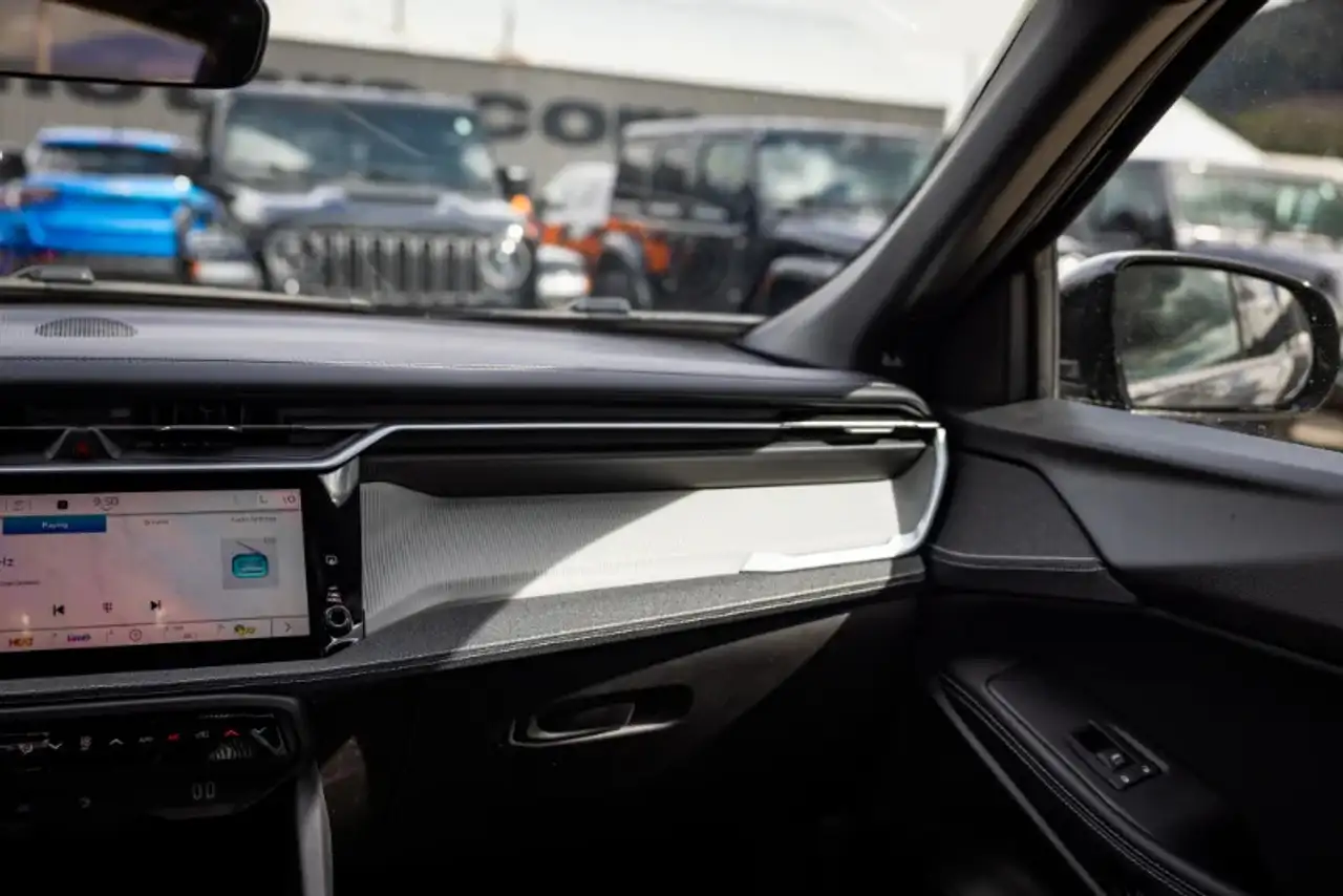 Jeep Cherokee снимка Jeep Cherokee