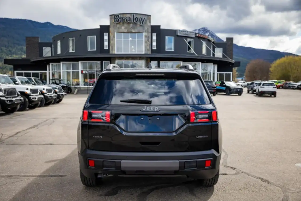 Jeep Cherokee снимка Jeep Cherokee