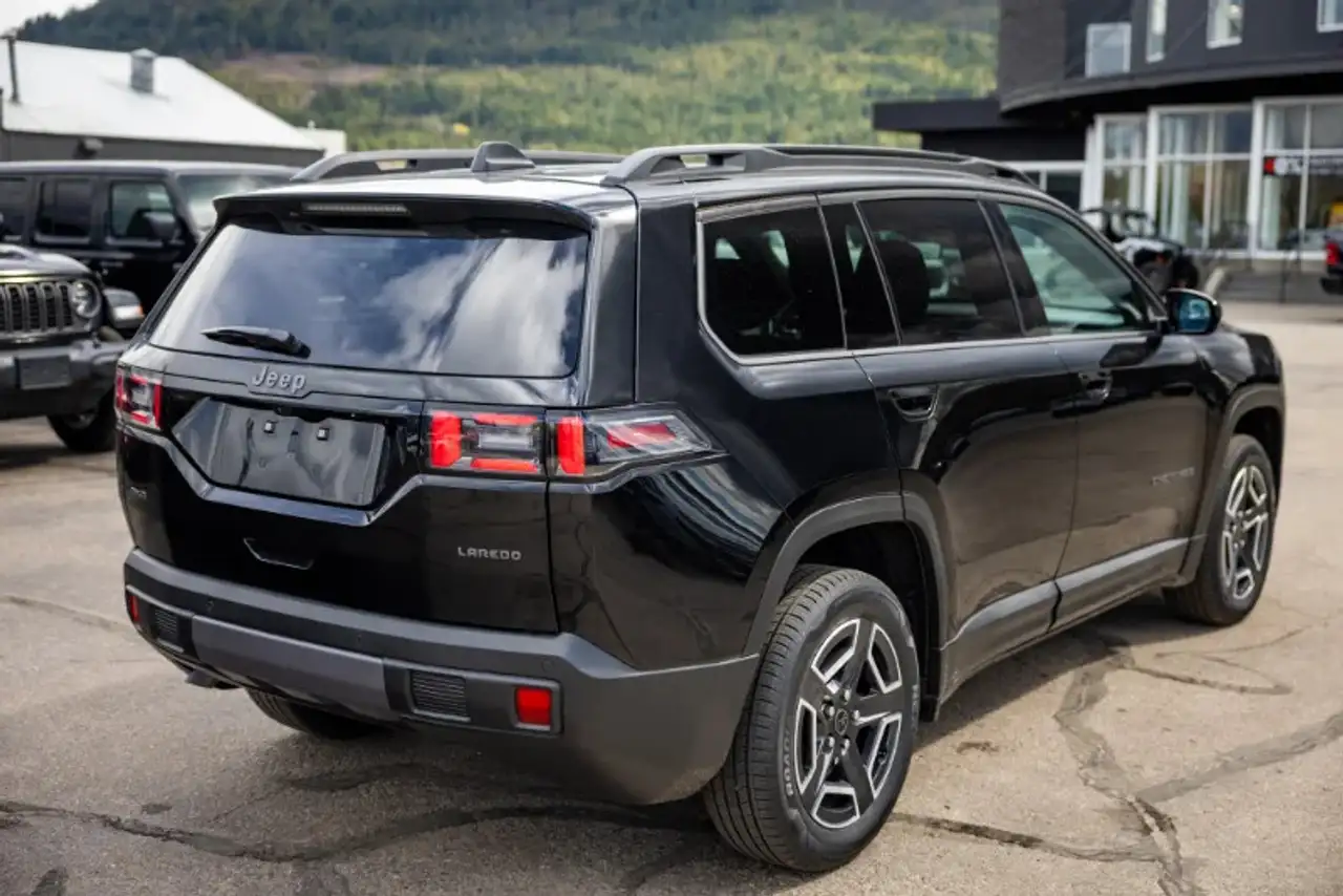 Jeep Cherokee снимка Jeep Cherokee