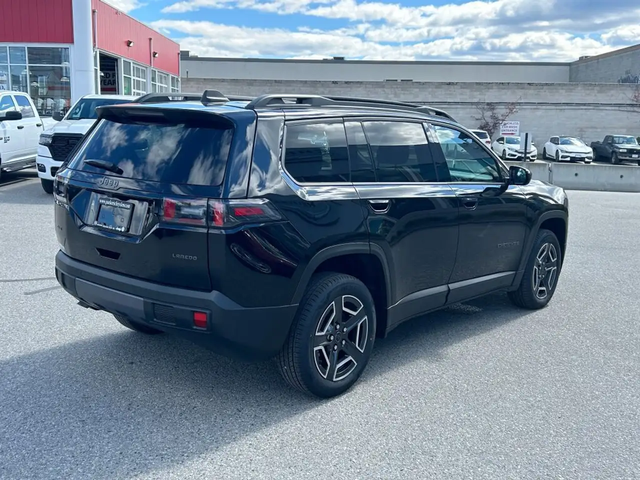 Jeep Cherokee снимка Jeep Cherokee