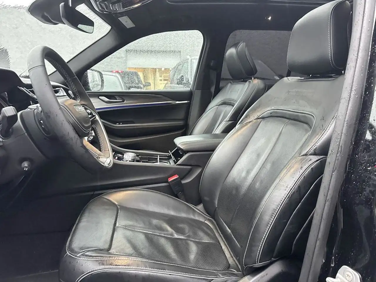 Jeep Grand Cherokee снимка Jeep Grand Cherokee