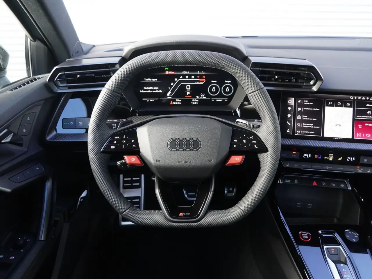 Audi RS3 снимка Audi RS3