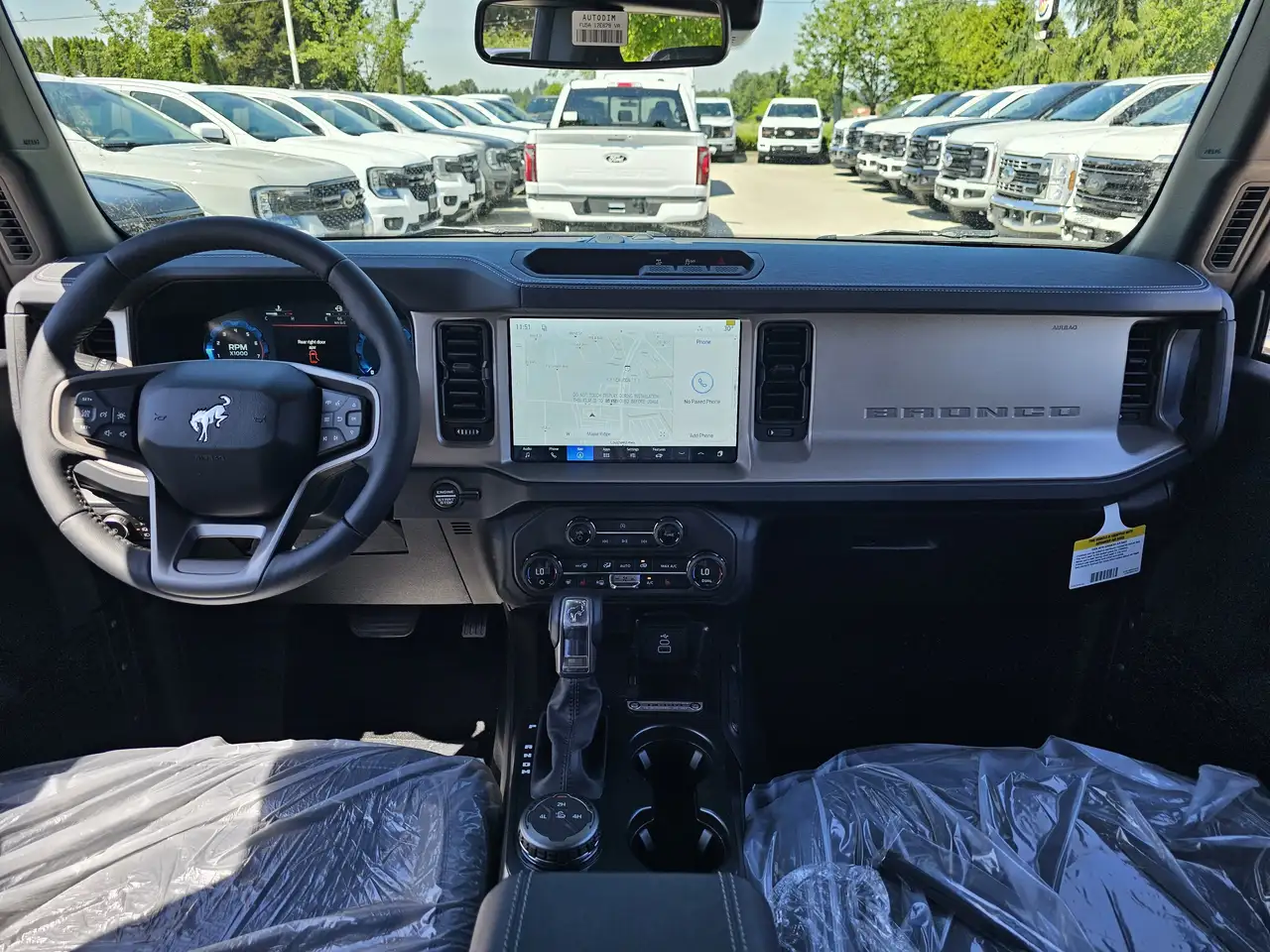 Ford Bronco снимка Ford Bronco