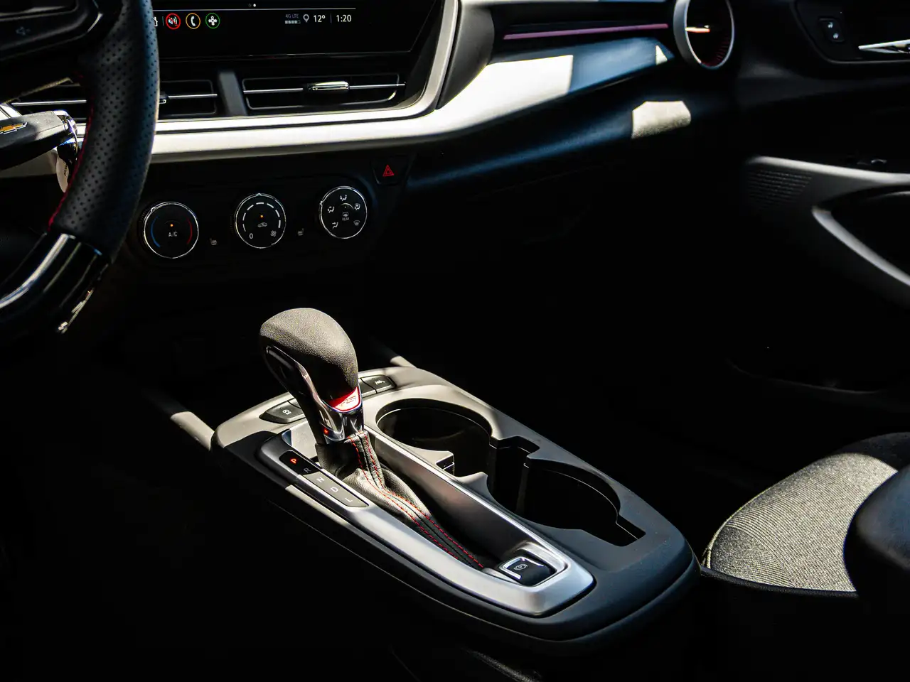 Chevrolet Trax photo Chevrolet Trax