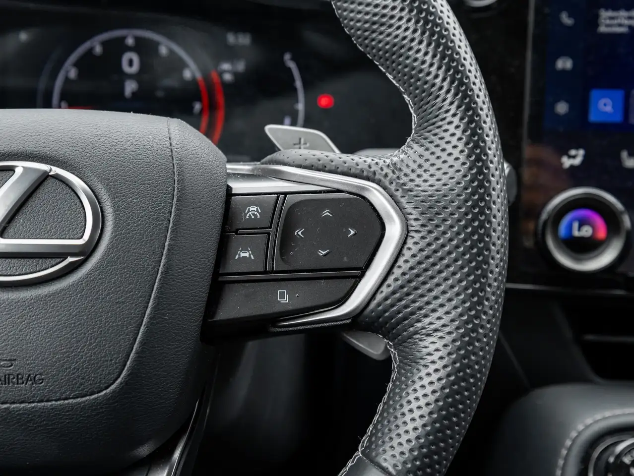Lexus NX снимка Lexus NX