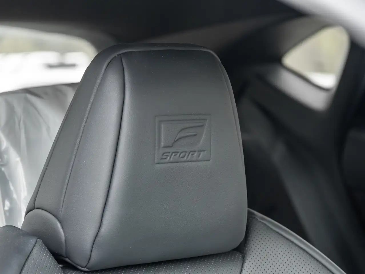 Lexus NX снимка Lexus NX