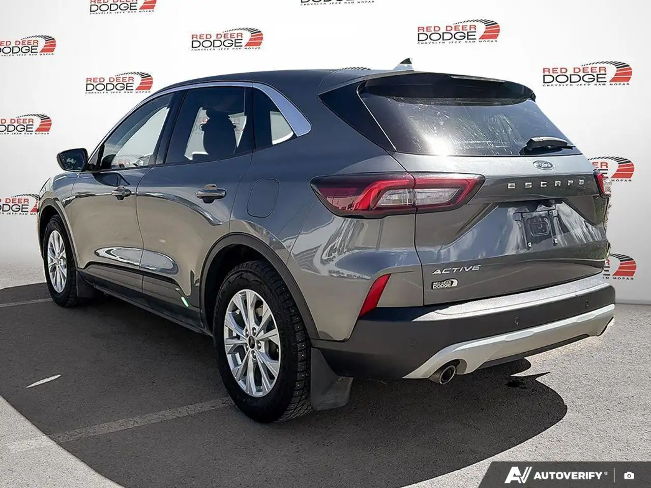 Ford Escape снимка Ford Escape