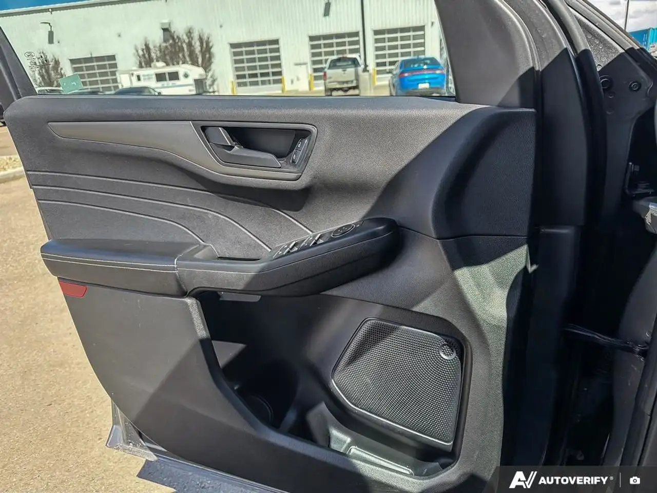 Ford Escape снимка Ford Escape