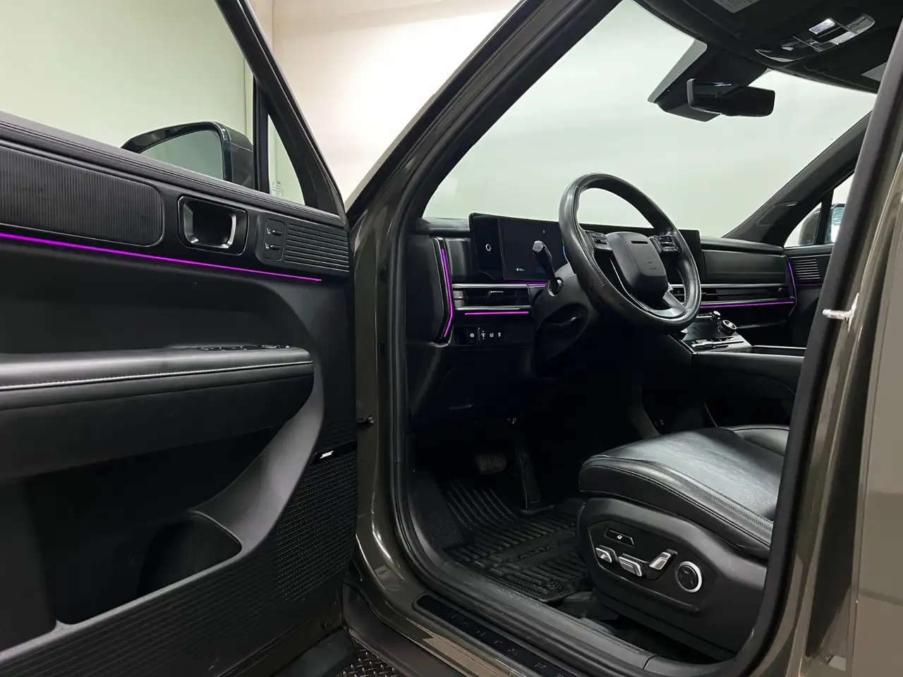 Hyundai SANTA FE снимка Hyundai SANTA FE