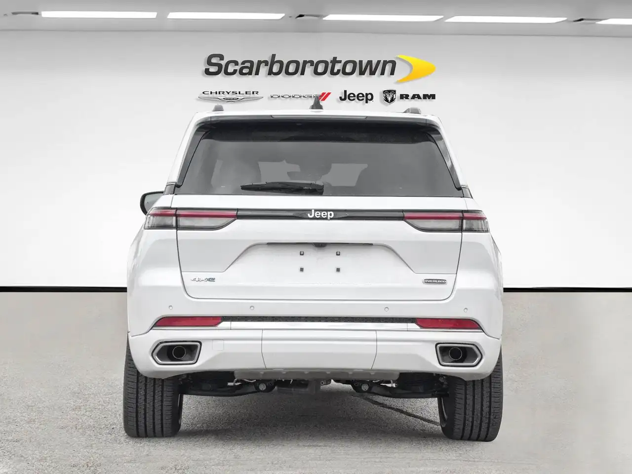 Jeep Grand Cherokee снимка Jeep Grand Cherokee