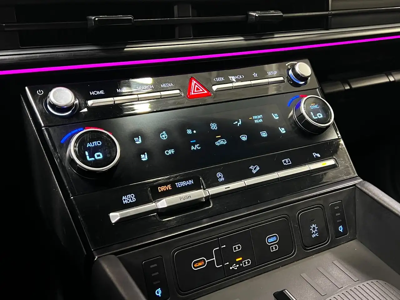 Hyundai SANTA FE снимка Hyundai SANTA FE