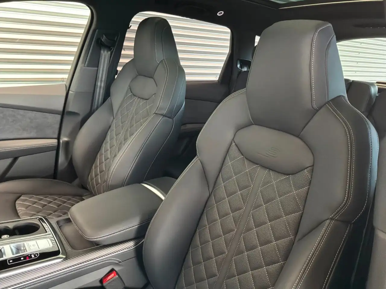 Audi SQ7 fotografie Audi SQ7