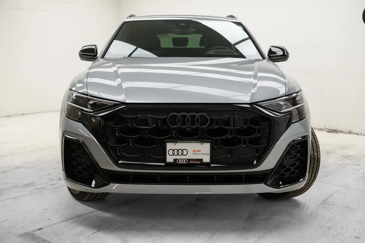 Audi Q8 fotografie Audi Q8