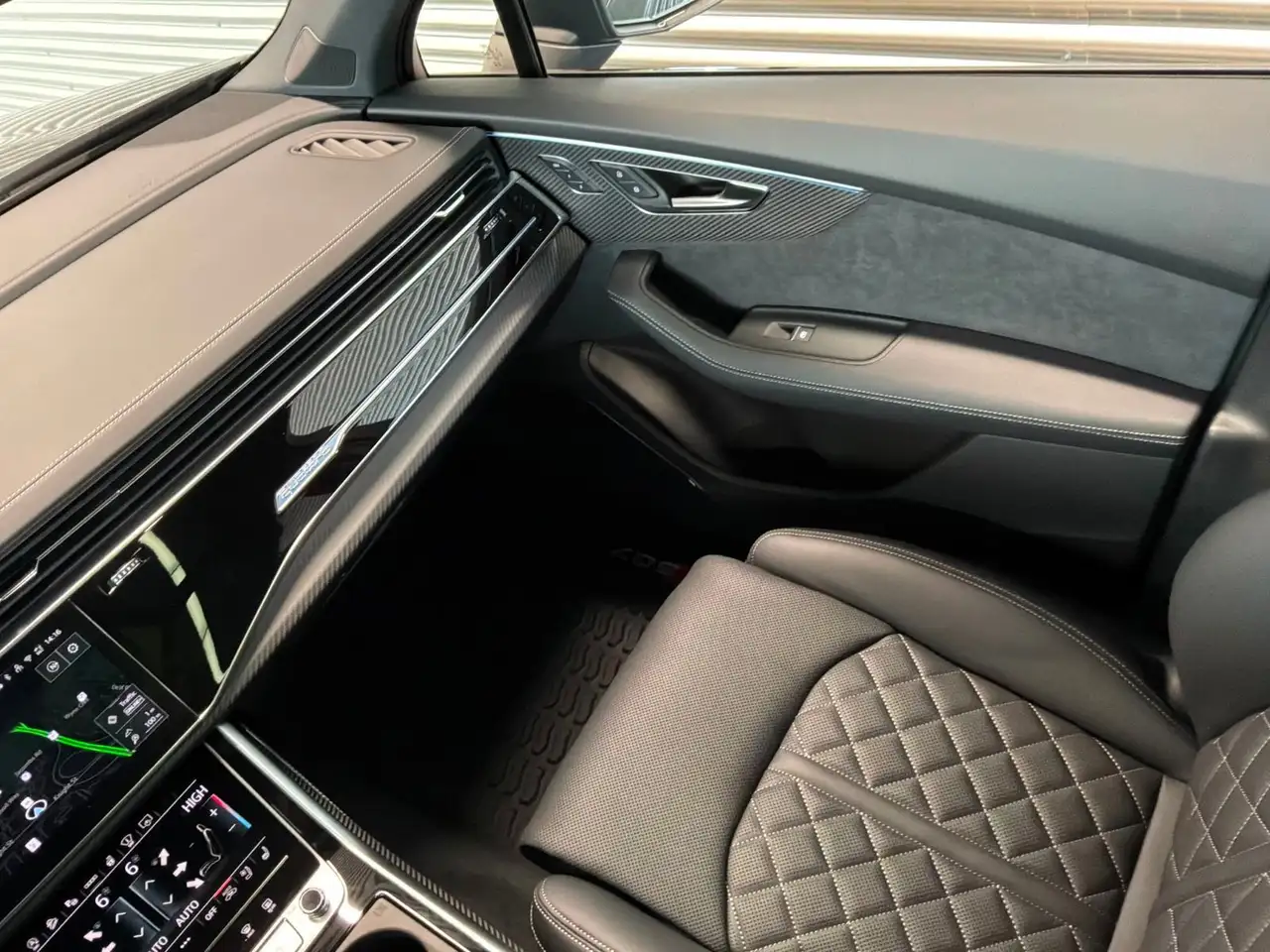 Audi SQ7 fotografie Audi SQ7