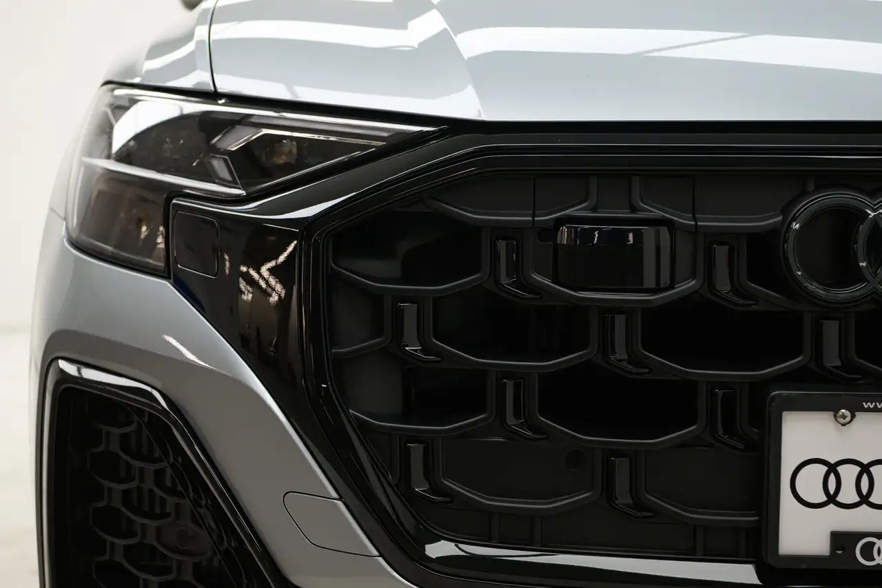 Audi Q8 fotografie Audi Q8