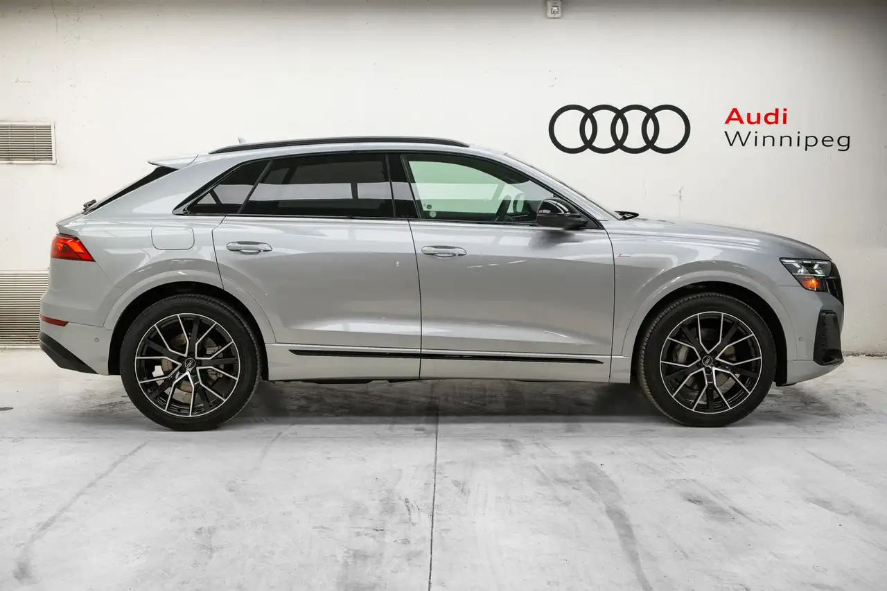 Audi Q8 fotografie Audi Q8