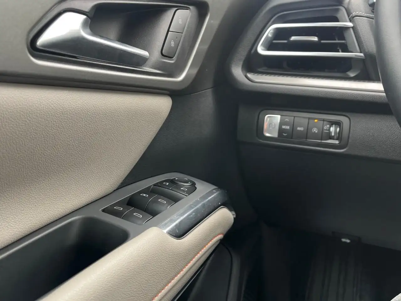 Chevrolet Traverse photo Chevrolet Traverse